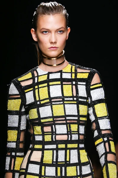 Look 44